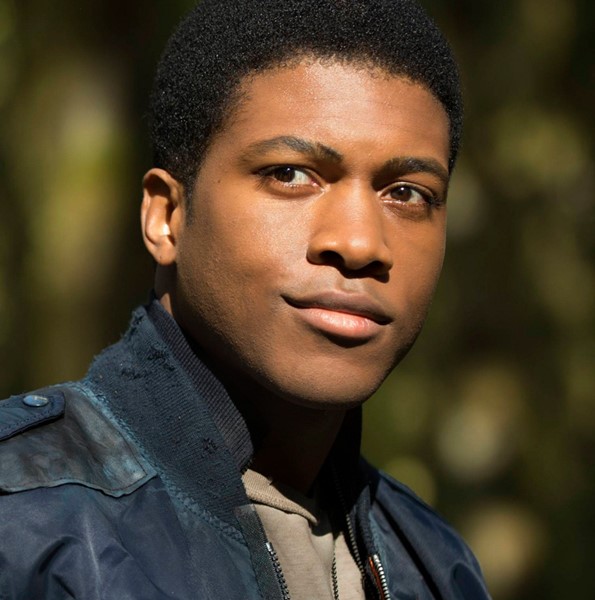 Wells Role in The 100? How He Shaped Season 1 Story!