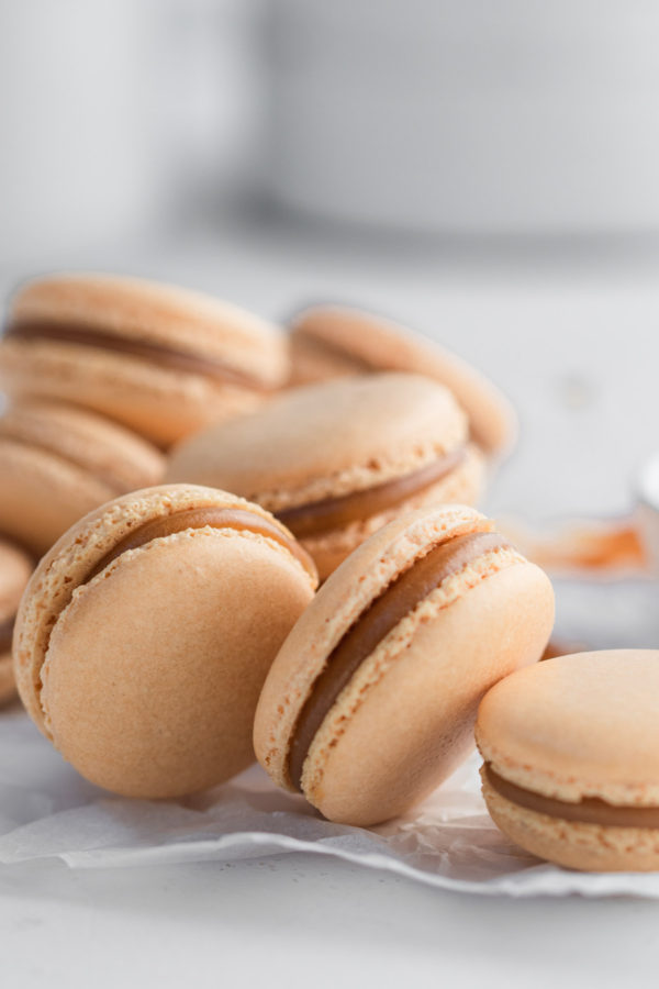 How to Make DDV Caramel Macarons?Easy Homemade Recipe and Tips